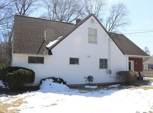 3 Hardwick Rd, Natick, MA 01760