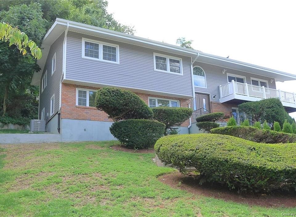 1st image of 5 Leighton Ave