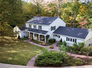 70 Crown Pt, Geneva, OH 44041