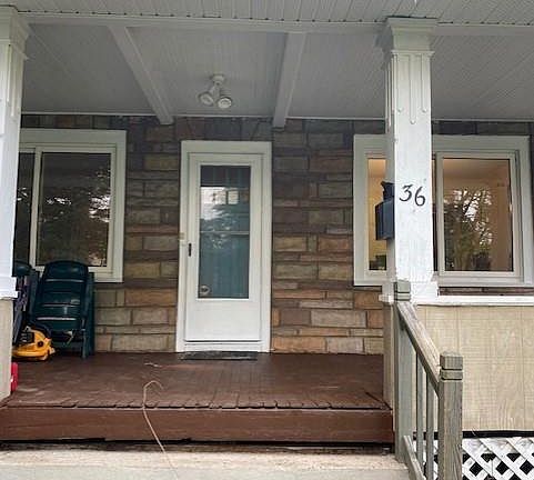 4th image of 36 McDonald St