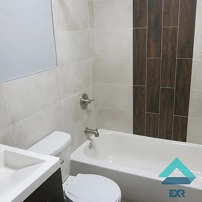 Rented by EXR | media 25