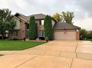 8919 Fairfield Ln, Tinley Park, IL