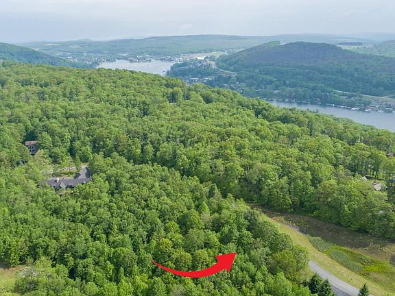 2nd image of 47 Mountaintop Rd