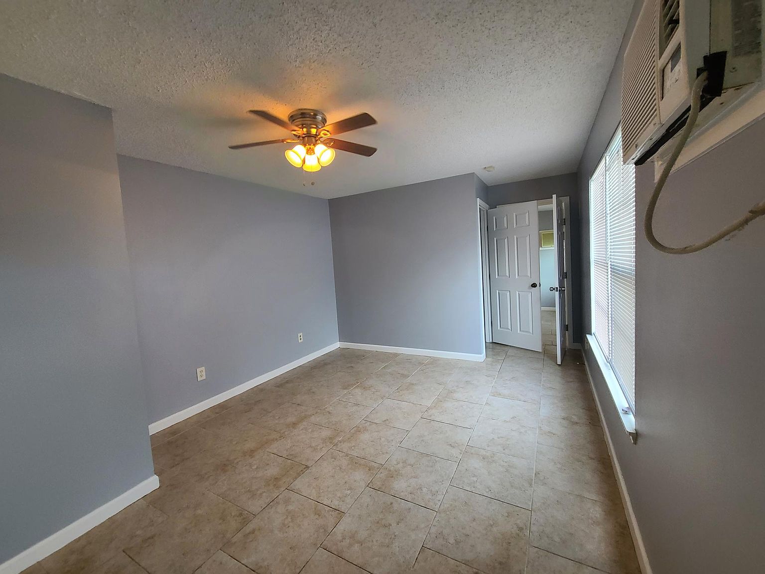 310 E Hutchins Pl 102, San Antonio, TX 78221 Zillow