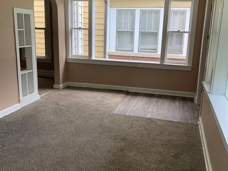 1717 Park St — Photo 2