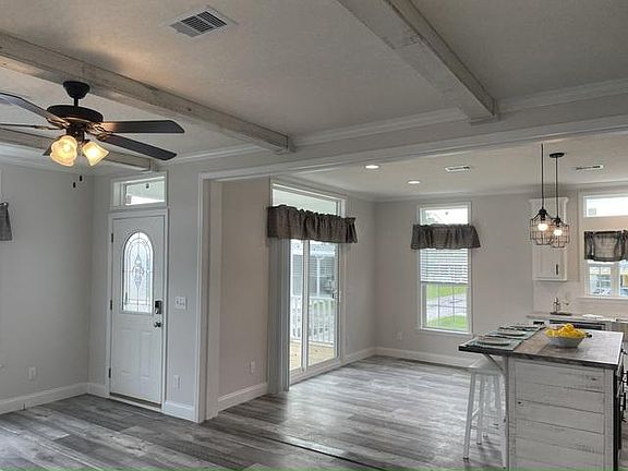 5th image of 328 Heritage Blvd
