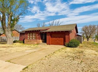 506 NW 4th St, Tulia, TX 79088