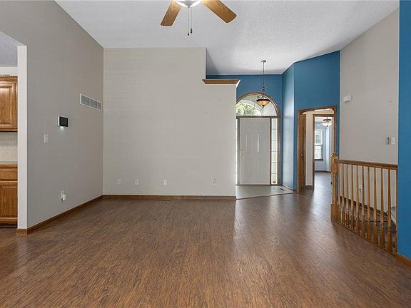 4th image of 4514 NE 73rd St