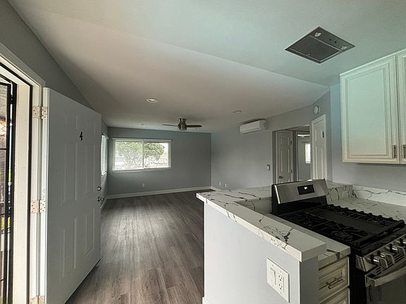 3rd image of 3820 Haines St APT 4