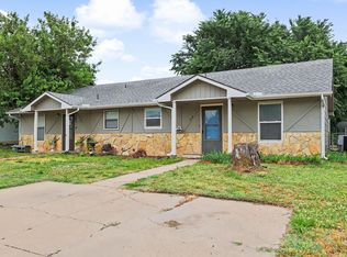 809-811 E 2nd St, Douglass, KS 67039