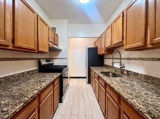 910 Hancock St #1, Brooklyn, NY 11233