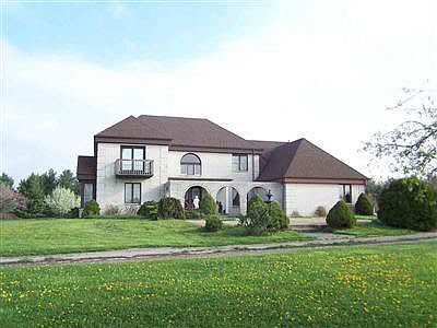 1st image of 8465 Creekwood Ln