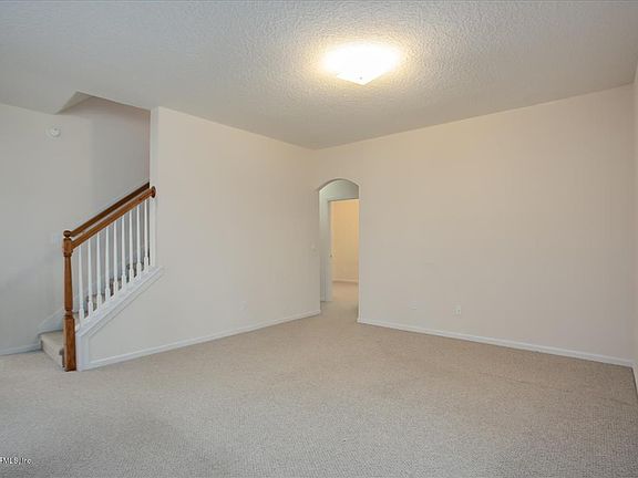 5th image of 3806 Hidden View Dr