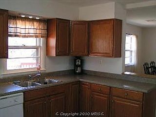 4th image of 7708 Signal Hill Rd