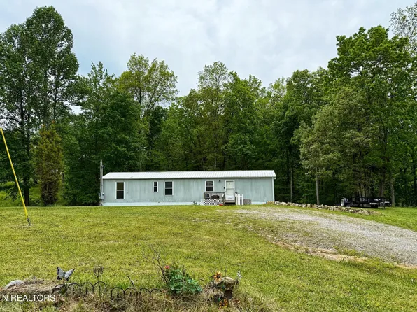 109 Rodgers Rd, Crossville, TN 38572