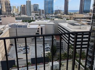 225 Queen St APT 18B, Honolulu, HI 96813