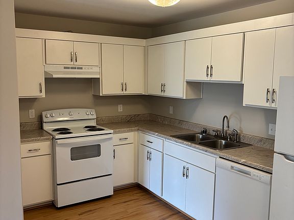 3rd image of 2089-5 E Parkway St #5-2089