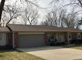 637 Crown Hill Dr E, Wabash, IN 46992