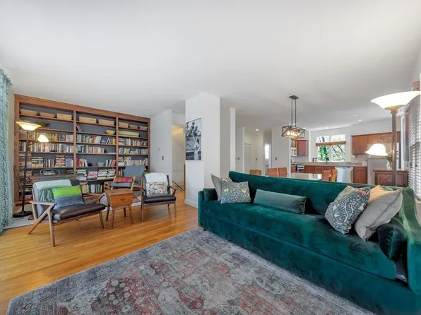 1 Hollis St #B, Cambridge, MA 02140