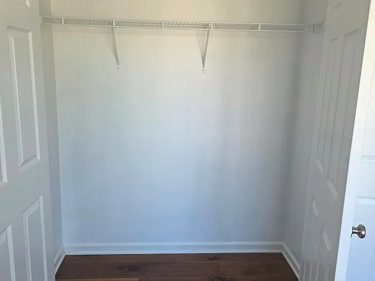143 Bennington Dr — Photo 12