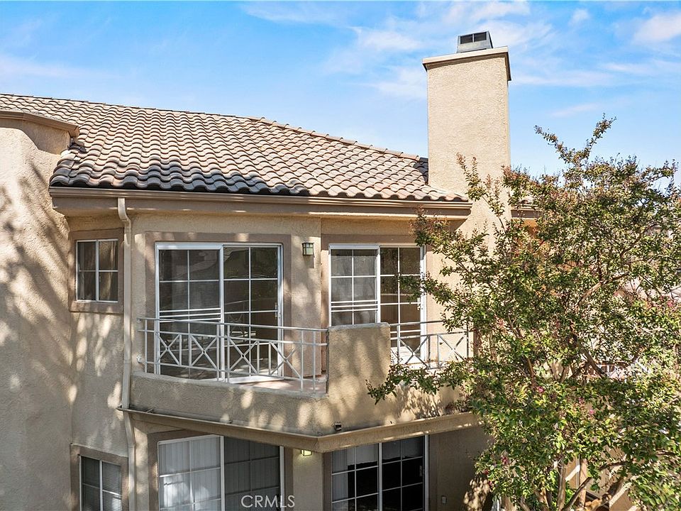 23933 Del Monte Dr Valencia CA Zillow