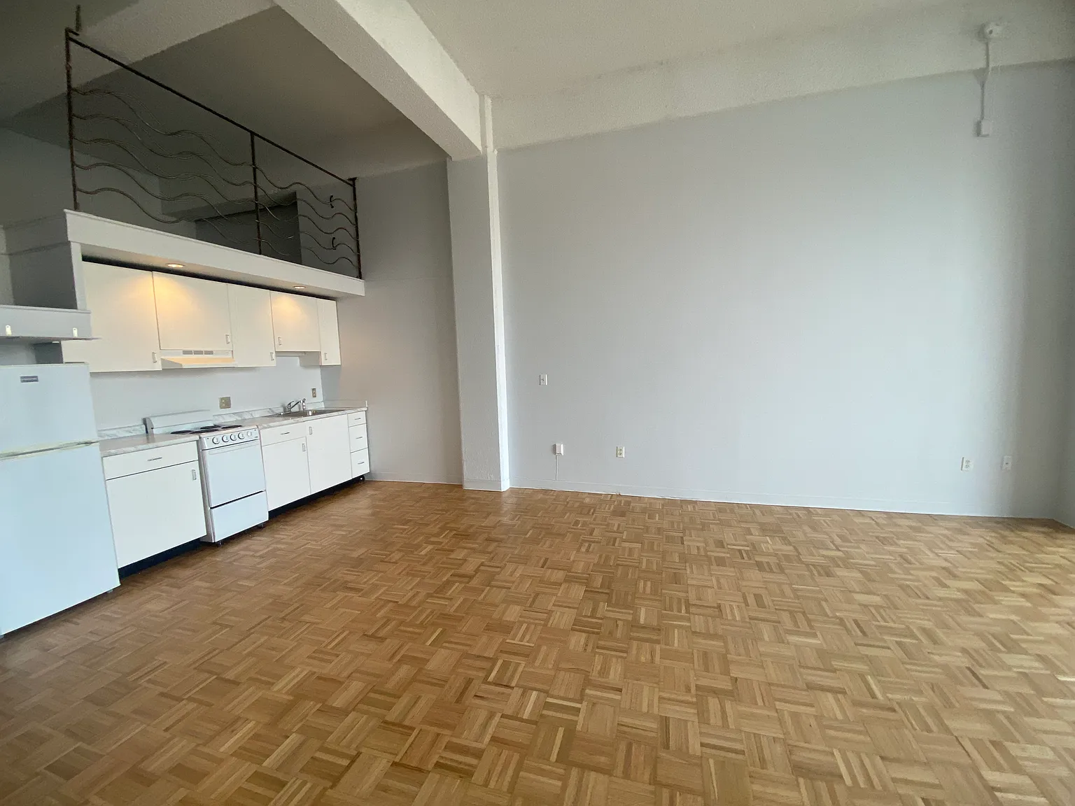 Studio, 350 sqft, $2,300 — Photo 2