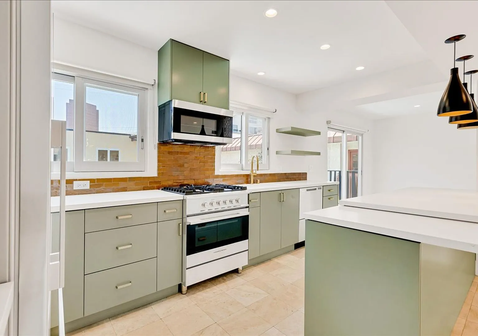 Welcome To The Hamilton | Reimagined Luxury Apartment Homes | Beverly Hills — Photo 3