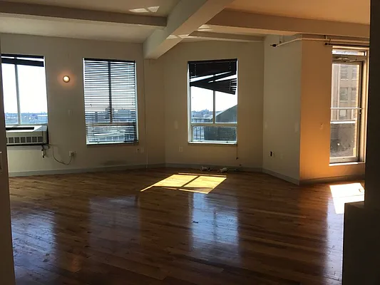 Rented by Pearl Realty Management LLC | media 28