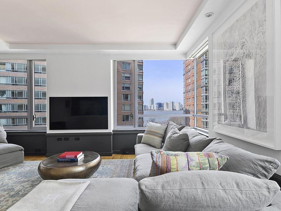 1st image of 2 River Ter APT 5L