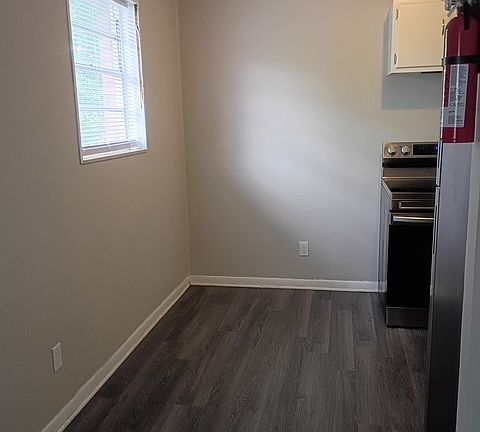 2nd image of 2527 Washington Pike APT D6