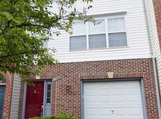 21489 Rusty Blackhaw Sq, Sterling, VA 20164