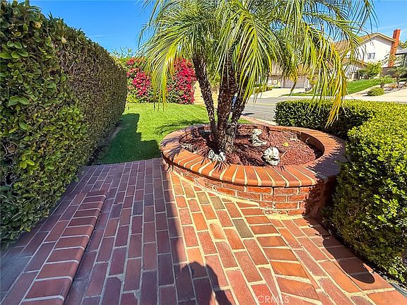 5th image of 3517 Hawkwood Rd