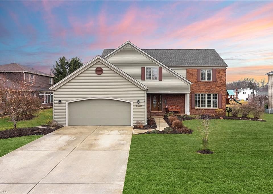 1st image of 632 Brooke Ln