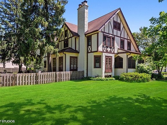 Fully fenced-in backyard!