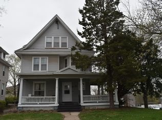 605 S Clinton St #4, Iowa City, IA 52240