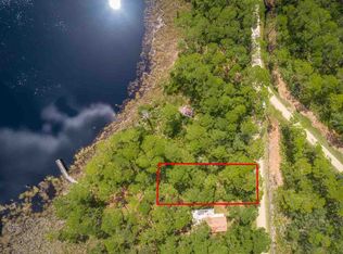 79 Lake View Dr, Panacea, FL 32346