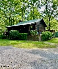 1st image of 531 Evergreen Ln