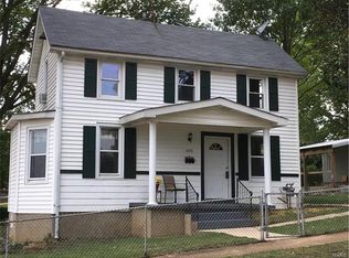 420 S 5th St, De Soto, MO 63020
