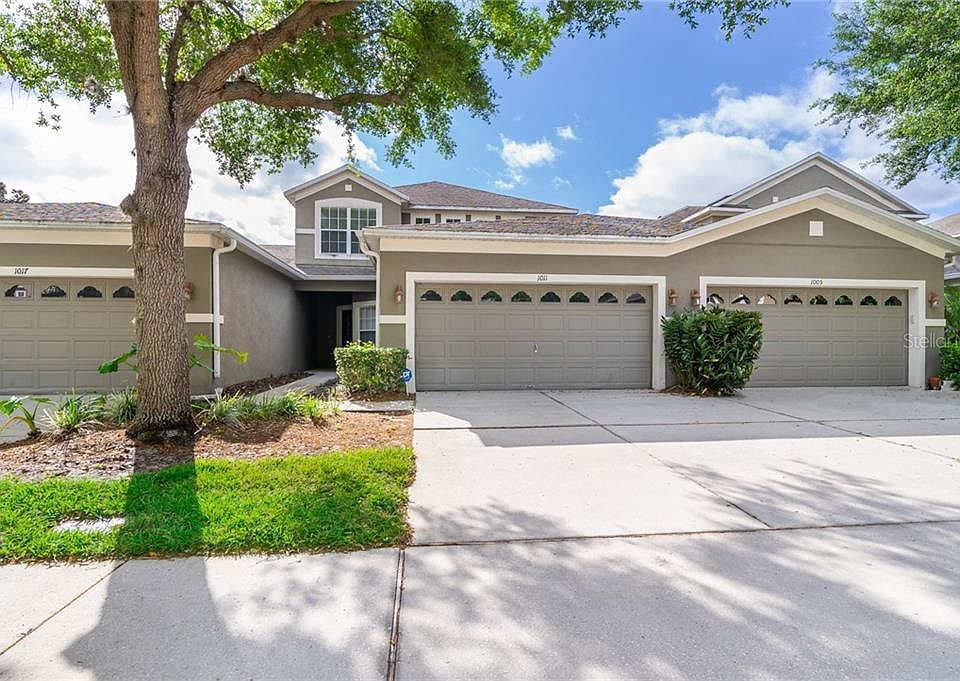 Home For Sale In CRESTWOOD HGTS