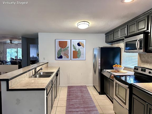 4th image of 3418 Orlando Dr