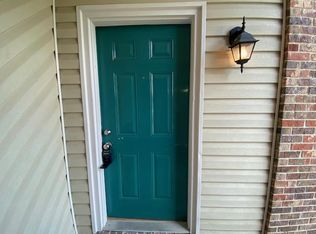 1917 Arizona St #8, Pascagoula, MS 39581