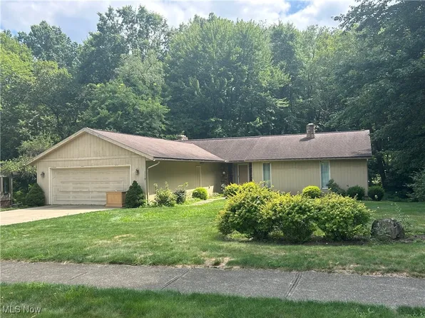 119 Briarwood Dr, Dalton, OH 44618