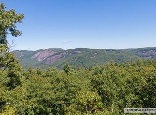 31 E Ridge Rd, Cashiers, NC 28717