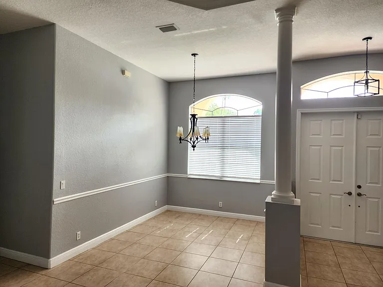 4374 SW Savona Blvd — Photo 3
