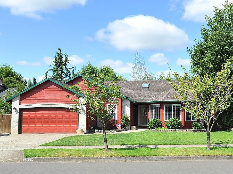 1st image of 2327 NE Jamie Dr