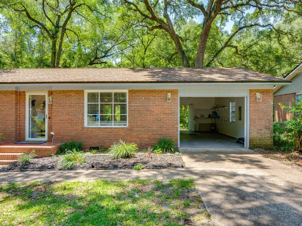 1011 Munson Landing Rd, Tallahassee, FL 32305