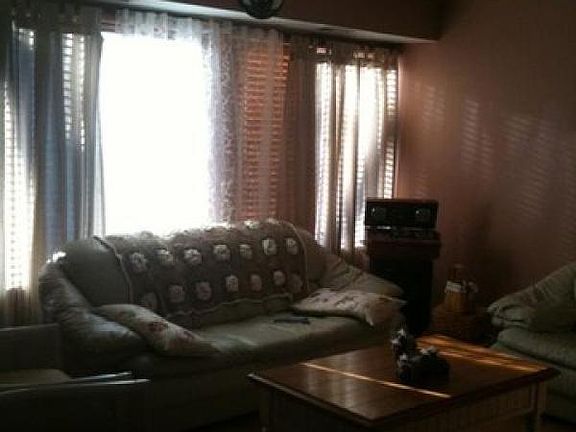 2nd image of 1234 N Isle Royal Cir