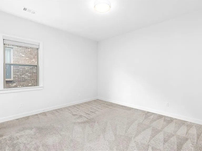 5391 Whitaker St — Photo 60