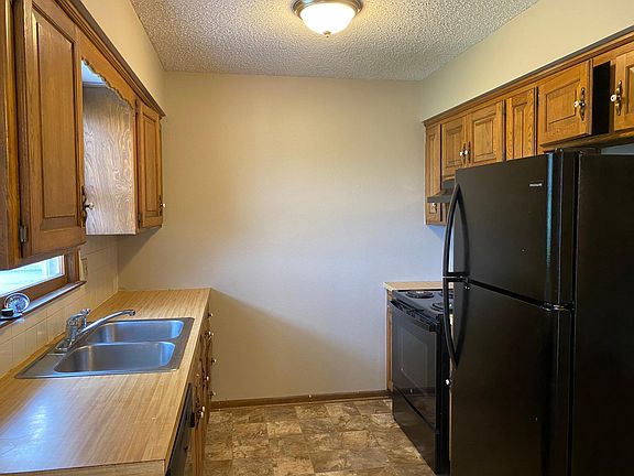 3rd image of 505 SW Richwood Ln #C