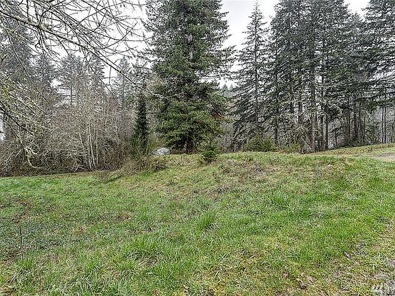 5th image of 4931 68th Ave NE